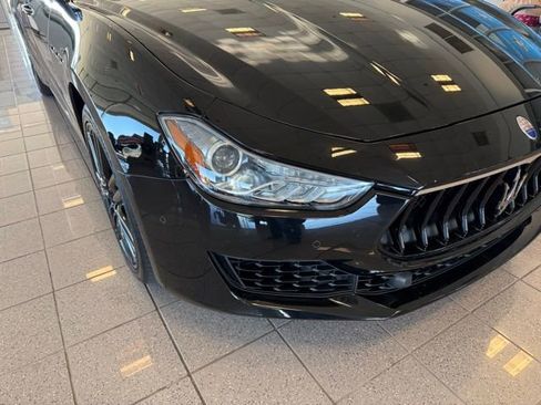 Used 2018 Maserati Ghibli image 8