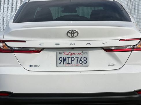 Used 2025 Toyota Camry LE FWD image 21