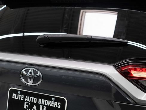 Used 2021 Toyota RAV4 Limited AWD/4WD image 45