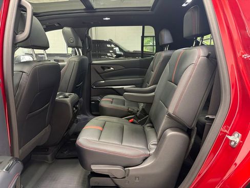 Used 2026 Chevrolet Traverse RS w/ LPO, Floor Liner Package AWD/4WD image 21
