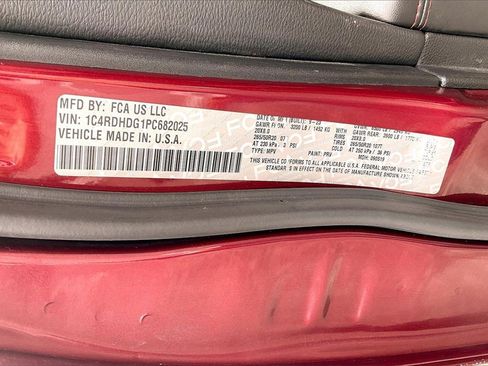 Used 2023 Dodge Durango GT image 37