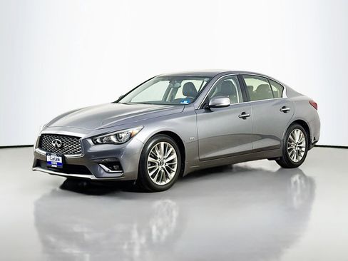 Used 2020 INFINITI Q50 Luxe AWD/4WD image 3