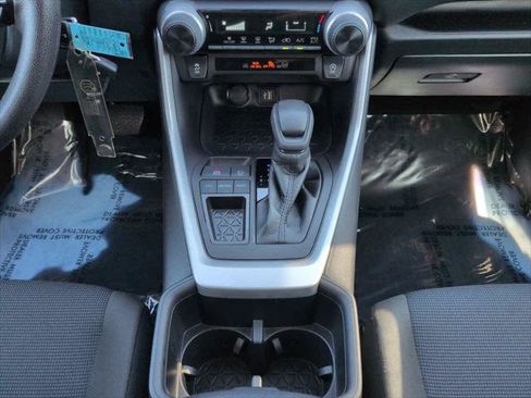 Certified 2024 Toyota RAV4 LE FWD image 18