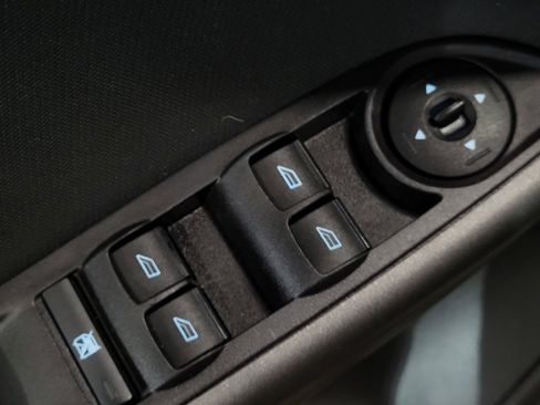 Used 2017 Ford Focus SEL w/ Cold Weather Package image 27