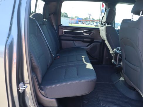 Used 2025 RAM 1500 Big Horn AWD/4WD image 11