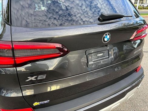 Used 2022 BMW X5 xDrive40i AWD/4WD image 29