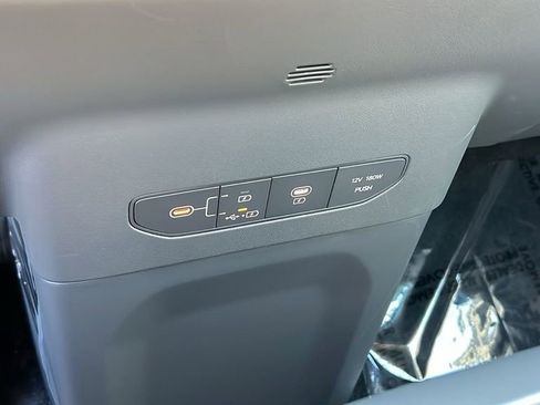 New 2026 Kia EV9 Wind image 15