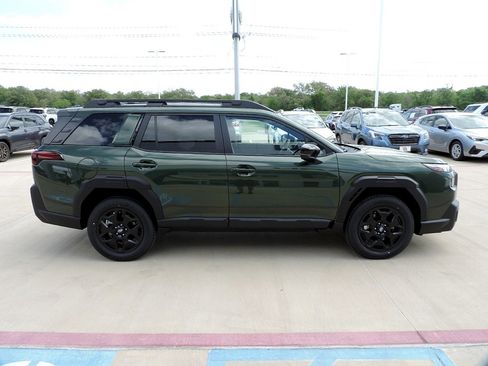 New 2026 Subaru Outback Limited image 4