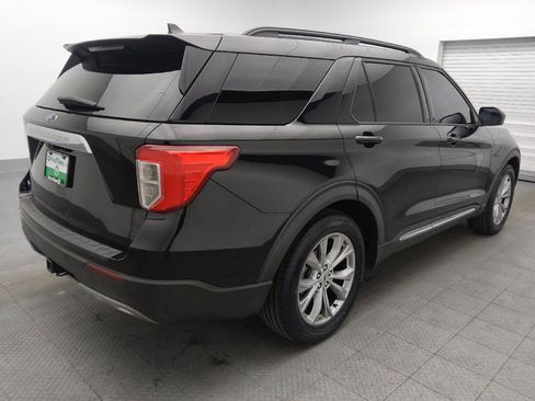 Used 2021 Ford Explorer XLT w/ Equipment Group 202A image 9