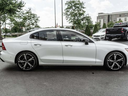 Used 2023 Volvo S60 B5 Plus w/ Climate Package AWD/4WD image 3