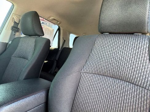 Certified 2022 Toyota 4Runner TRD Off-Road AWD/4WD image 11