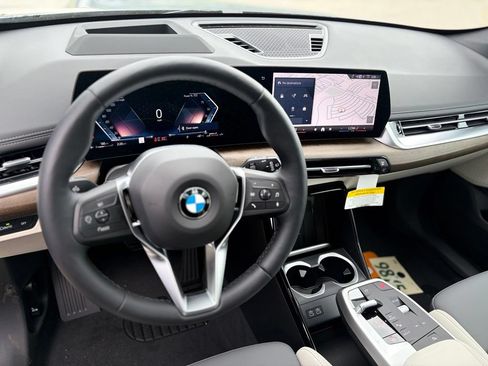 New 2026 BMW X1 xDrive28i w/ Technology Package AWD/4WD image 10