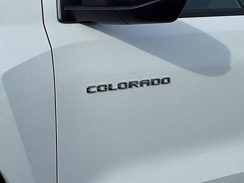 Used 2023 Chevrolet Colorado Z71 w/ Z71 Convenience Package 2 image 25