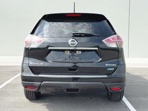 Used 2014 Nissan Rogue SV AWD/4WD image 4