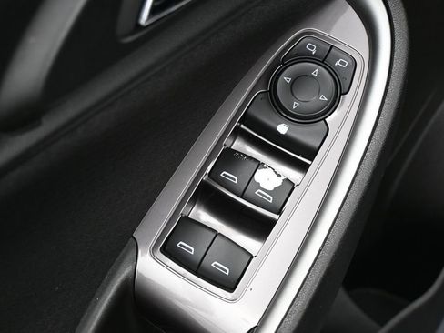 Used 2018 Chevrolet Malibu LS FWD image 13