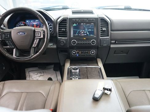 Used 2019 Ford Expedition Limited w/ Equipment Group 301A image 45