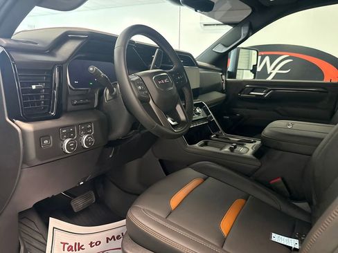 New 2026 GMC Sierra 2500 AT4 w/ AT4 Premium Plus Package AWD/4WD image 11