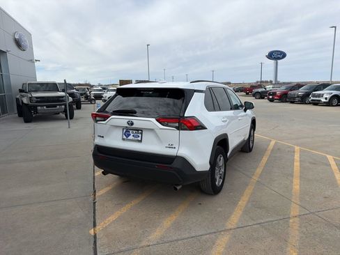 Used 2024 Toyota RAV4 LE image 7