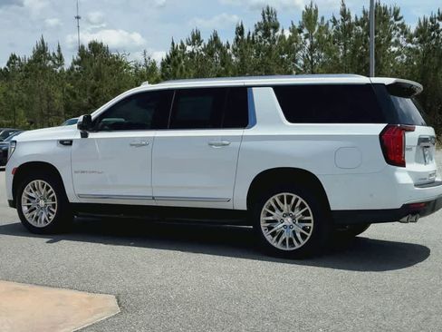 Used 2024 GMC Yukon XL Denali w/ Advanced Technology Package RWD image 6
