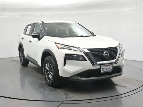 Used 2023 Nissan Rogue S image 24
