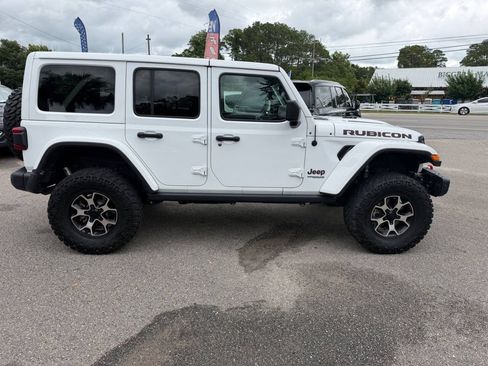 Used 2021 Jeep Wrangler Unlimited Rubicon w/ Dual Top Group AWD/4WD image 7