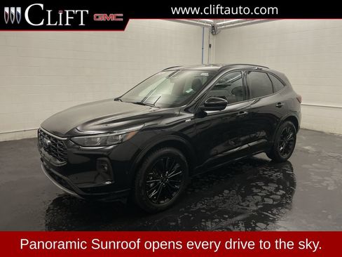 Used 2024 Ford Escape ST-Line Elite w/ Premium Technology Package AWD/4WD image 1