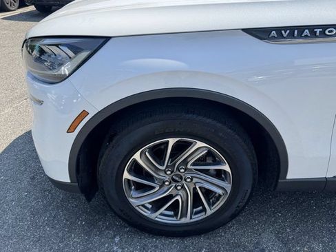 Used 2023 Lincoln Aviator AWD w/ Elements Package image 10