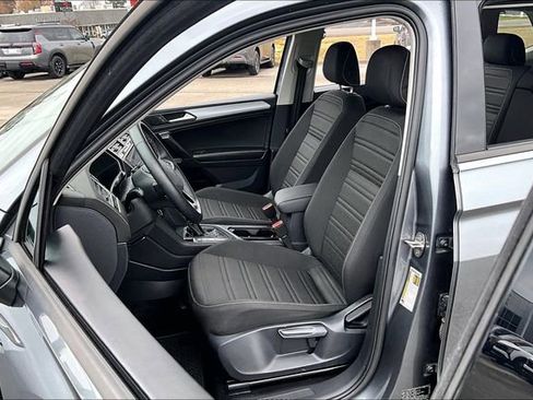 Used 2024 Volkswagen Tiguan S image 18