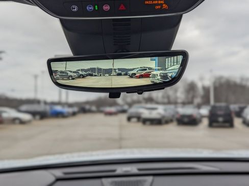 New 2026 Chevrolet Traverse High Country w/ LPO, Floor Liner Package image 28