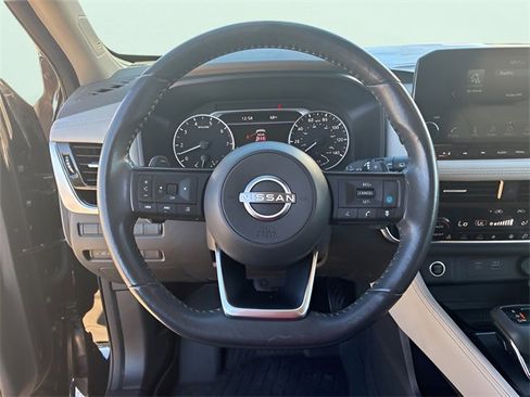 Used 2023 Nissan Rogue SL w/ SL Premium Package image 22