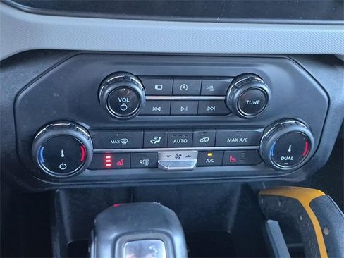 Used 2022 Ford Bronco Badlands w/ Sasquatch Package image 36