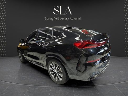 Used 2023 BMW X6 xDrive40i w/ M Sport Package AWD/4WD image 4
