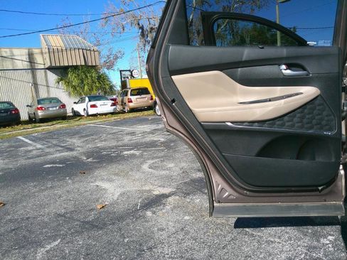 Used 2020 Hyundai Santa Fe Limited image 25