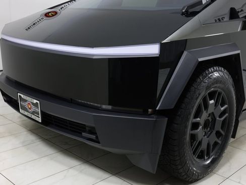 Used 2024 Tesla Cybertruck Cyberbeast image 38