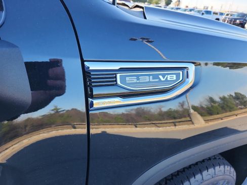 New 2026 GMC Sierra 1500 SLE image 29