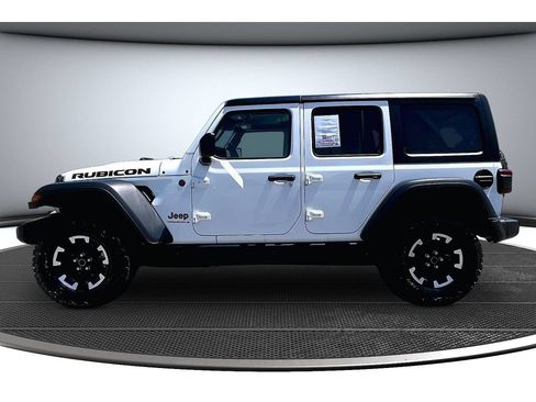 Certified 2025 Jeep Wrangler Unlimited Rubicon AWD/4WD image 17