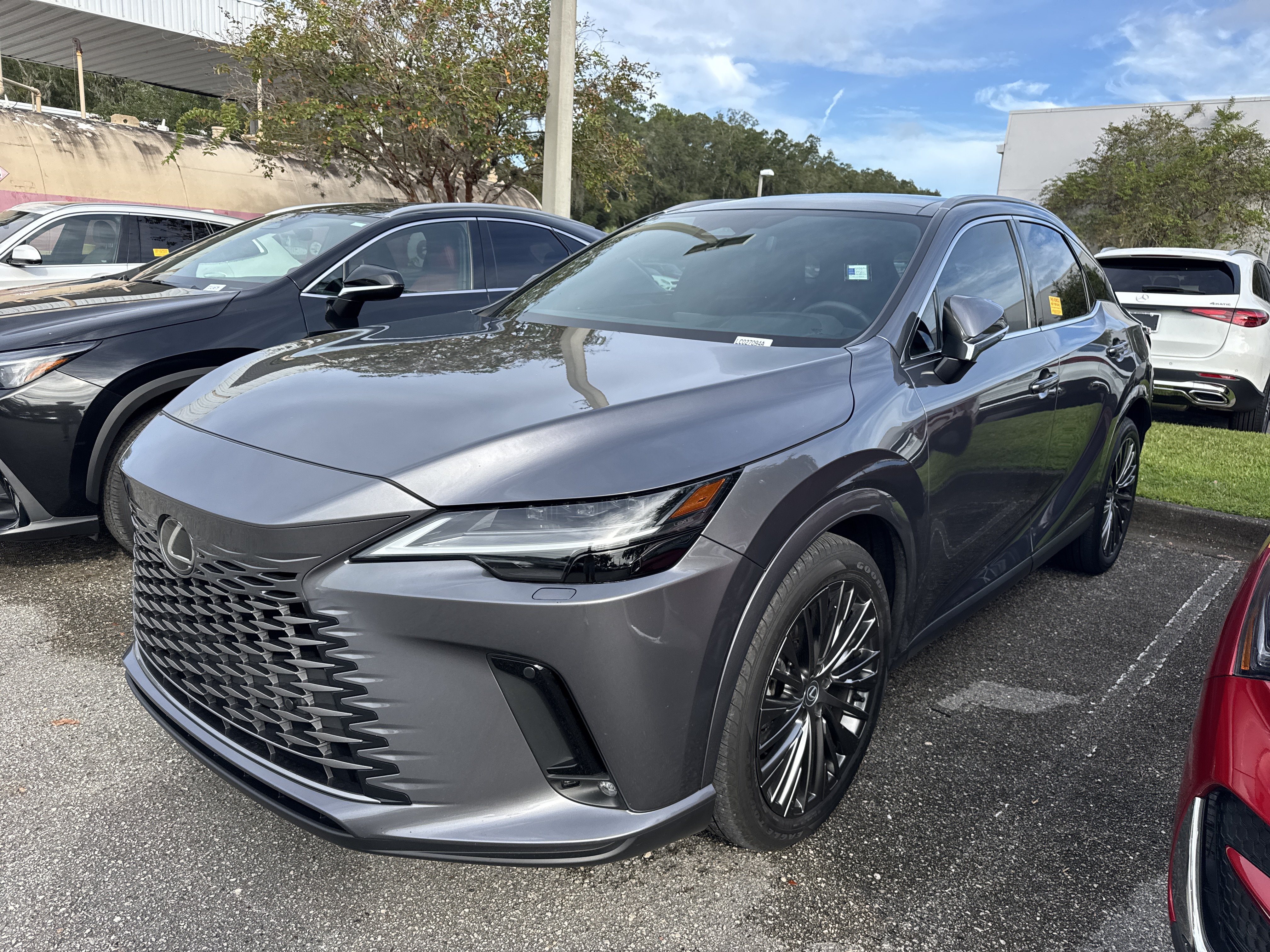 Used 2023 Lexus RX 350 w/ Cold Area Package AWD/4WD image 4