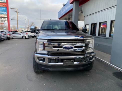 Used 2019 Ford F350 King Ranch w/ King Ranch Ultimate Package image 5