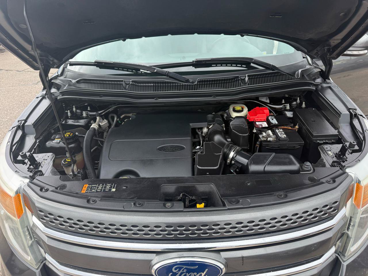 Used 2015 Ford Explorer XLT w/ Equipment Group 202B AWD/4WD image 54