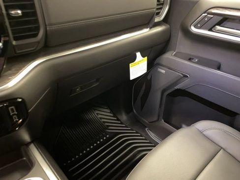 New 2026 Chevrolet Silverado 1500 LTZ w/ LTZ Convenience Package II AWD/4WD image 25