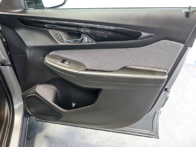 Used 2026 Chevrolet TrailBlazer LT w/ Convenience Package FWD image 31