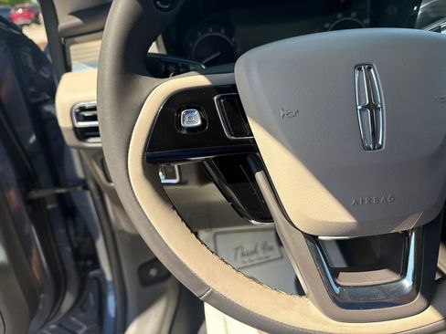 Used 2022 Lincoln Corsair AWD image 20