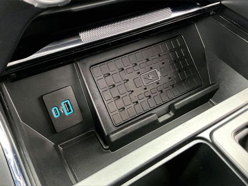 Used 2023 Ford F150 Lariat w/ Equipment Group 502A High image 33