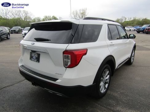 Certified 2024 Ford Explorer XLT w/ Equipment Group 202A AWD/4WD image 10