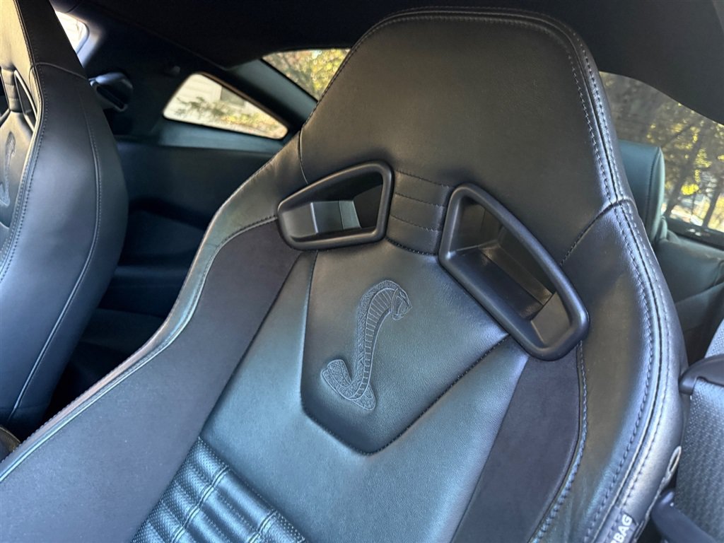Used 2014 Ford Mustang Shelby GT500 w/ Equipment Group 821A RWD image 49