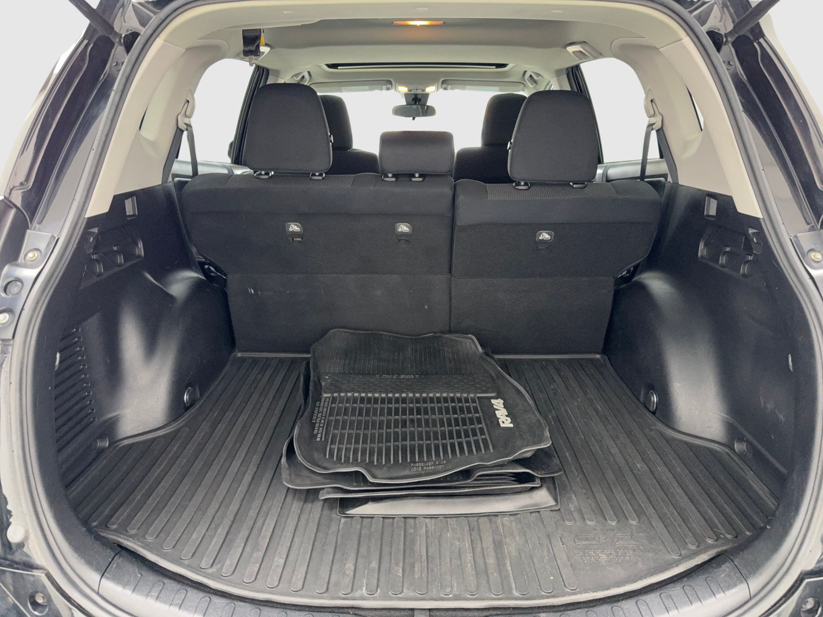 Used 2017 Toyota RAV4 XLE w/ Plus Special Value Package AWD/4WD image 46