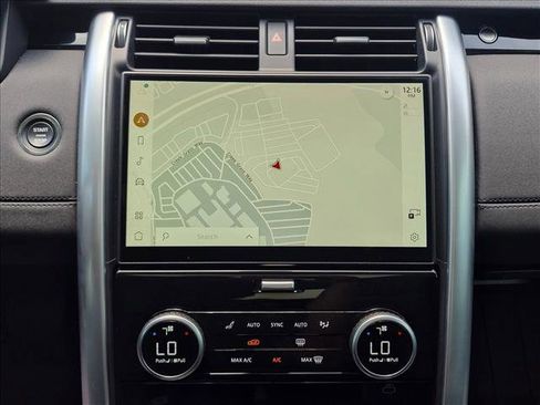 Used 2024 Land Rover Discovery S AWD/4WD image 13
