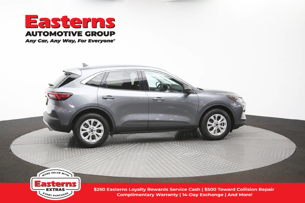 Used 2024 Ford Escape Active FWD image 44