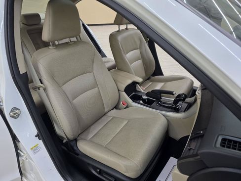 Used 2015 Honda Accord EX-L image 19