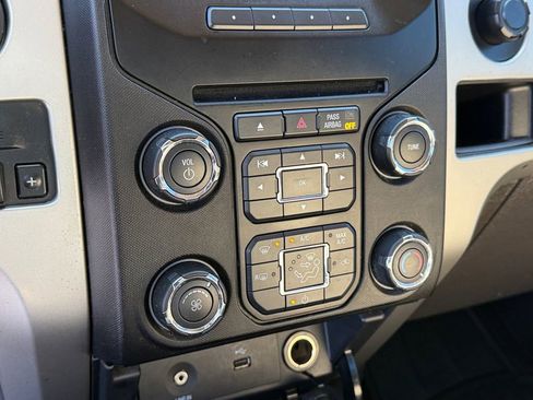 Used 2013 Ford F150 XLT w/ Luxury Equipment Group image 26